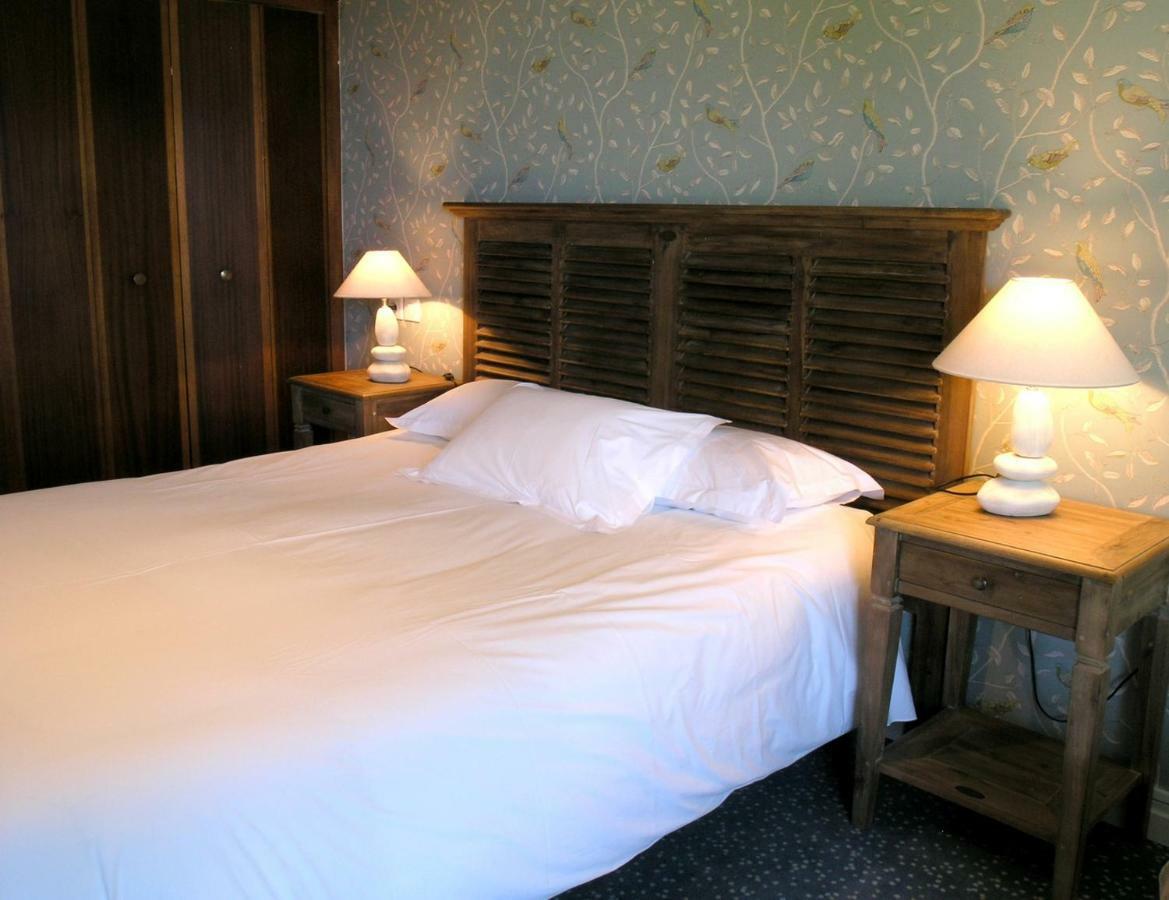 Auberge Du Cabestan Hotel Audierne Buitenkant foto